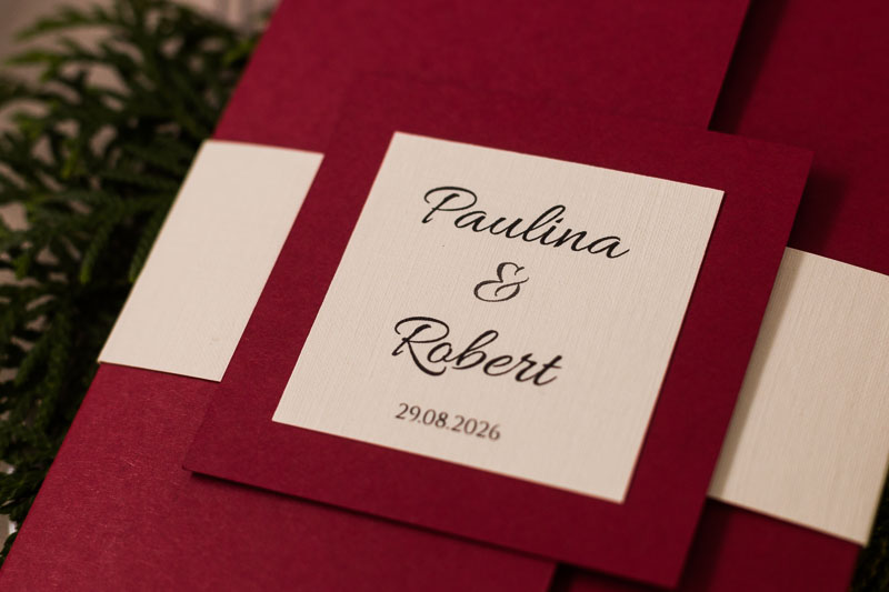 Zaproszenia ślubne folderowe - bordowe z opaską